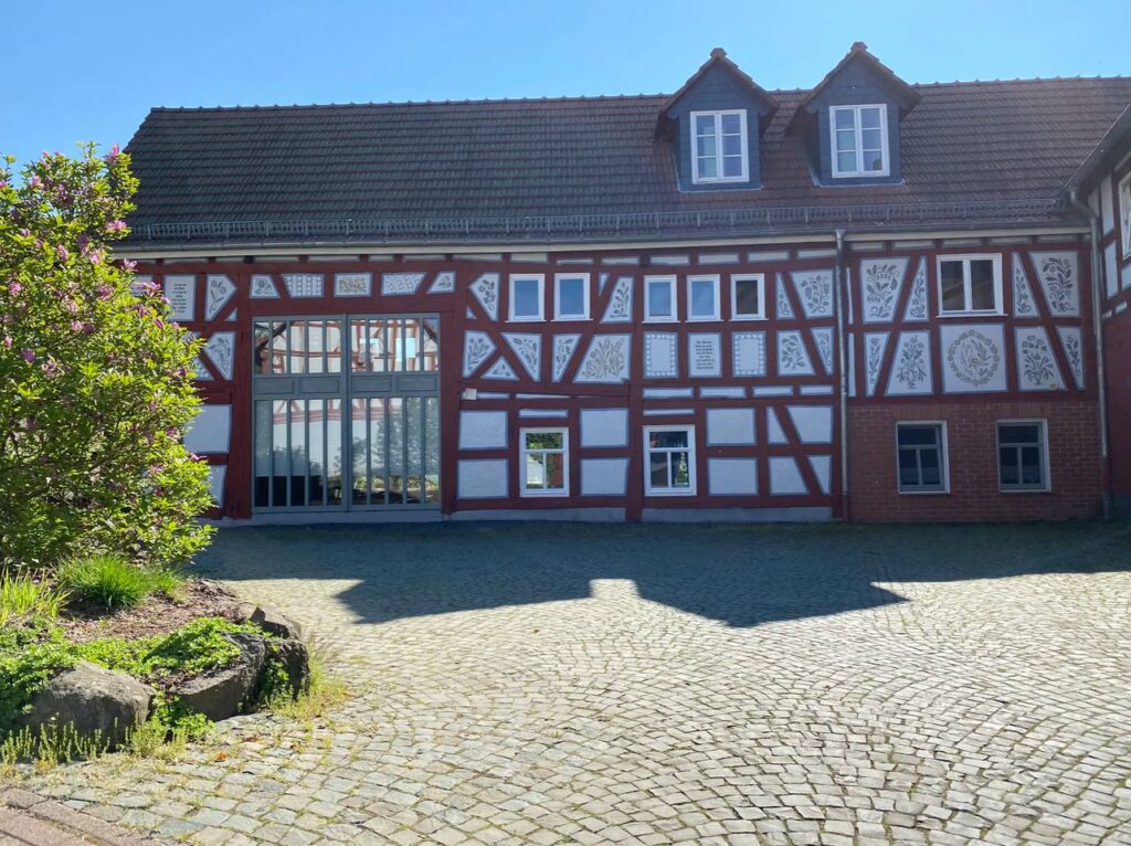 Holzhausen 9
